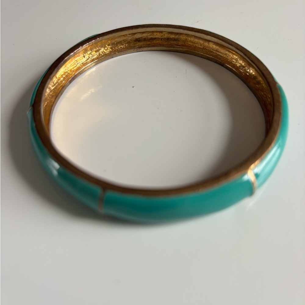 Elegant Gold and Turquoise Bangle Bracelet